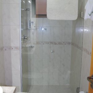 Apto Mobiliado com 100m², 2 dormitórios, 2 vagas, no bairro Colina Sorriso em Caxias do Sul para Comprar