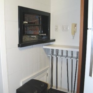 Apto Mobiliado com 100m², 2 dormitórios, 2 vagas, no bairro Colina Sorriso em Caxias do Sul para Comprar