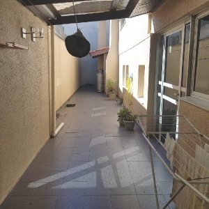Casa Comercial com 458m², 2 dormitórios, 2 vagas, no bairro Cinqüentenário em Caxias do Sul para Comprar