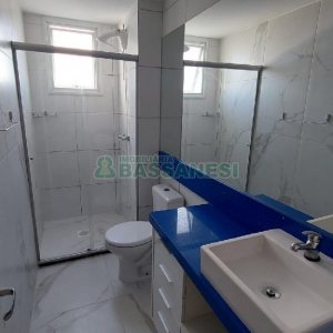 Apto Mobiliado com 81m², 3 dormitórios, 2 vagas, no bairro De Lazzer em Caxias do Sul para Comprar