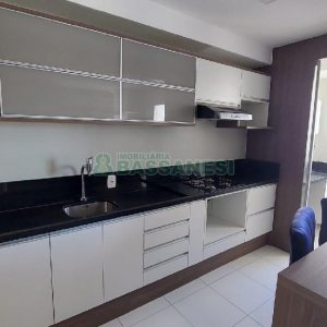 Apto Mobiliado com 81m², 3 dormitórios, 2 vagas, no bairro De Lazzer em Caxias do Sul para Comprar