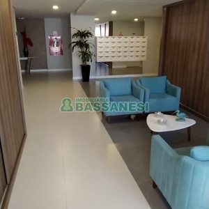 Apto Mobiliado com 80m², 2 dormitórios, 2 vagas, no bairro Panazzolo em Caxias do Sul para Alugar