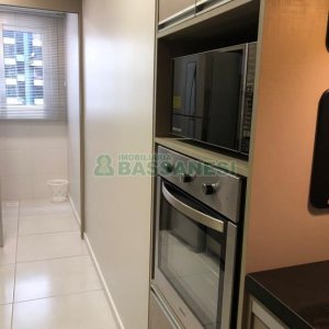 Apto Mobiliado com 80m², 2 dormitórios, 2 vagas, no bairro Panazzolo em Caxias do Sul para Alugar