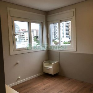 Apto Mobiliado com 80m², 2 dormitórios, 2 vagas, no bairro Panazzolo em Caxias do Sul para Alugar