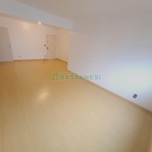 Apartamento com 116m², 2 dormitórios, 1 vaga, no bairro Centro em Caxias do Sul para Comprar