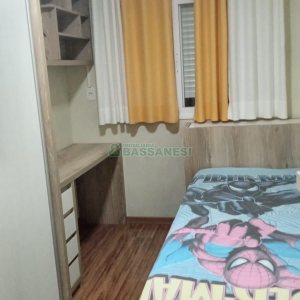 Apto Mobiliado com 57m², 2 dormitórios, 1 vaga, no bairro Desvio Rizzo em Caxias do Sul para Comprar