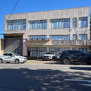 Pavilhão com 3000m², no bairro Rio Branco em Caxias do Sul para Alugar