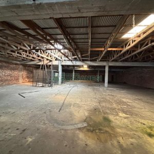 Pavilhão com 3000m², no bairro Rio Branco em Caxias do Sul para Alugar