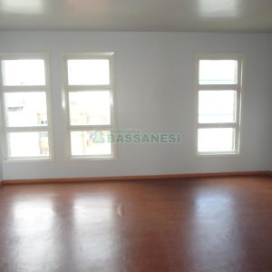 Sala com 46m², no bairro Centro em Caxias do Sul para Alugar