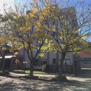 Apto Mobiliado com 82m², 3 dormitórios, 1 vaga, no bairro Desvio Rizzo em Caxias do Sul para Comprar