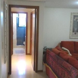 Apto Mobiliado com 82m², 3 dormitórios, 1 vaga, no bairro Desvio Rizzo em Caxias do Sul para Comprar