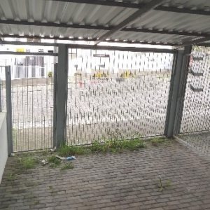 Sobrado com 47m², 2 dormitórios, 1 vaga, no bairro Desvio Rizzo em Caxias do Sul para Comprar