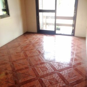 Casa com 218m², 5 dormitórios, 1 vaga, no bairro Santa Fé em Caxias do Sul para Comprar