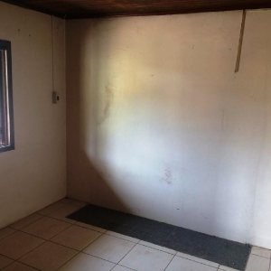Casa com 218m², 5 dormitórios, 1 vaga, no bairro Santa Fé em Caxias do Sul para Comprar