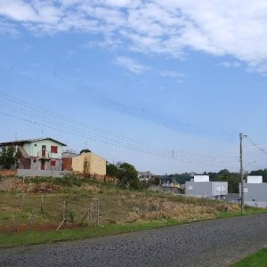 Terreno com 1105m², no bairro Kayser em Caxias do Sul para Alugar