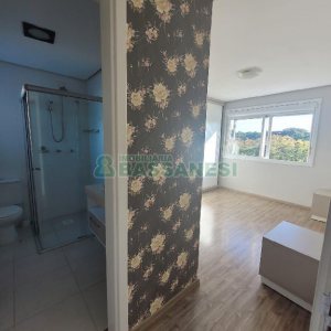 Apartamento com 81m², 2 dormitórios, 2 vagas, no bairro Vila Horn em Caxias do Sul para Comprar