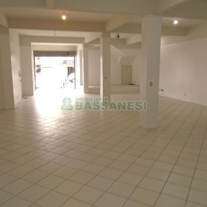 Loja com 250m², no bairro Cruzeiro em Caxias do Sul para Alugar