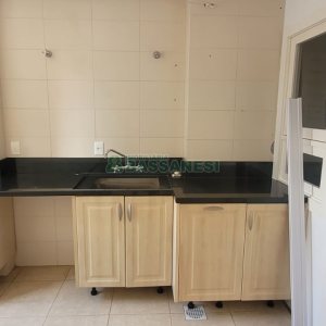 Apartamento com 195m², 3 dormitórios, 4 vagas, no bairro Centro em Caxias do Sul para Comprar