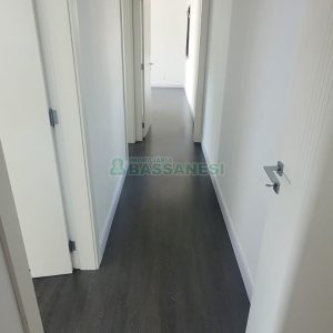 Apartamento com 195m², 3 dormitórios, 4 vagas, no bairro Centro em Caxias do Sul para Comprar