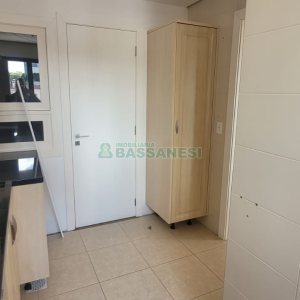 Apartamento com 195m², 3 dormitórios, 4 vagas, no bairro Centro em Caxias do Sul para Comprar
