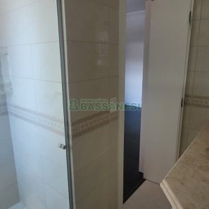 Apartamento com 195m², 3 dormitórios, 4 vagas, no bairro Centro em Caxias do Sul para Comprar
