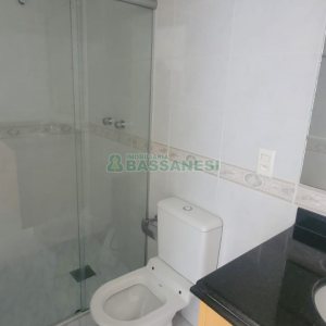 Apartamento com 195m², 3 dormitórios, 4 vagas, no bairro Centro em Caxias do Sul para Comprar