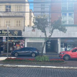 Loja com 100m², no bairro São Pelegrino em Caxias do Sul para Alugar