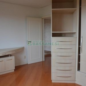 Apto Mobiliado com 240m², 3 dormitórios, 2 vagas, no bairro Jardim América em Caxias do Sul para Alugar