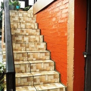 Casa com 85m², 2 dormitórios, 1 vaga, no bairro Centenário em Caxias do Sul para Comprar