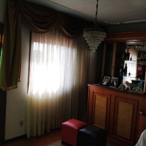 Casa com 200m², 3 dormitórios, 3 vagas, no bairro Madureira em Caxias do Sul para Comprar