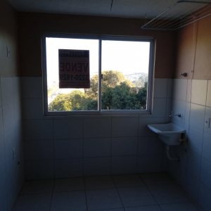 Apartamento com 59m², 2 dormitórios, 1 vaga, no bairro Interlagos em Caxias do Sul para Comprar