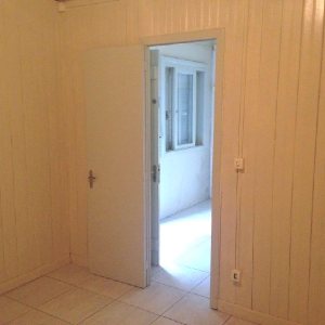 Casa com 60m², 2 dormitórios, no bairro Pio X em Caxias do Sul para Comprar