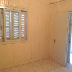 Casa com 60m², 2 dormitórios, no bairro Pio X em Caxias do Sul para Comprar