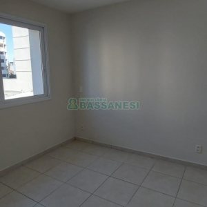 Apartamento com 42m², 1 dormitório, 1 vaga, no bairro São Pelegrino em Caxias do Sul para Alugar