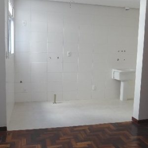 Apartamento com 40m², 1 dormitório, 1 vaga, no bairro São Pelegrino em Caxias do Sul para Alugar