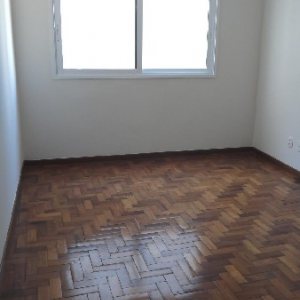 Apartamento com 61m², 2 dormitórios, 1 vaga, no bairro São Pelegrino em Caxias do Sul para Alugar