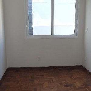 Apartamento com 61m², 2 dormitórios, 1 vaga, no bairro São Pelegrino em Caxias do Sul para Alugar