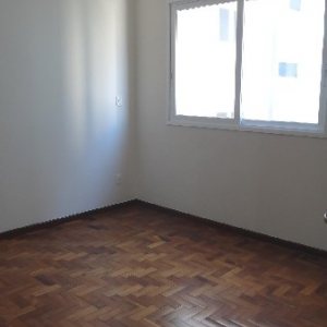 Apartamento com 61m², 2 dormitórios, 1 vaga, no bairro São Pelegrino em Caxias do Sul para Alugar