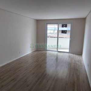 Apartamento com 61m², 1 dormitório, 1 vaga, no bairro São Pelegrino em Caxias do Sul para Alugar