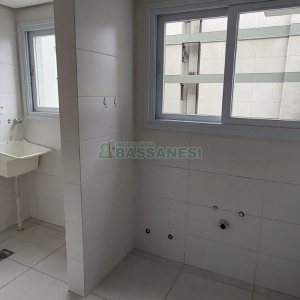 Apartamento com 61m², 1 dormitório, 1 vaga, no bairro São Pelegrino em Caxias do Sul para Alugar