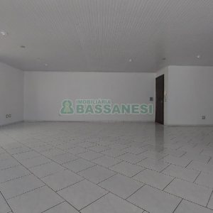 Sala com 88m², no bairro Centro em Caxias do Sul para Alugar