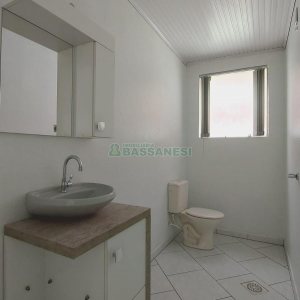 Sala com 88m², no bairro Centro em Caxias do Sul para Alugar