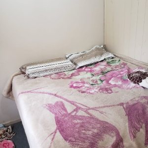 Sobrado com 44m², 2 dormitórios, no bairro Centenário em Caxias do Sul para Comprar