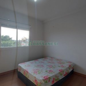 Apto Mobiliado com 34m², 1 dormitório, 1 vaga, no bairro Petrópolis em Caxias do Sul para Alugar