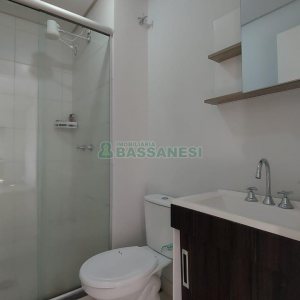 Apto Mobiliado com 34m², 1 dormitório, 1 vaga, no bairro Petrópolis em Caxias do Sul para Alugar