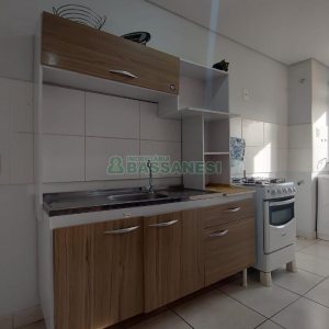 Apto Mobiliado com 34m², 1 dormitório, 1 vaga, no bairro Petrópolis em Caxias do Sul para Alugar