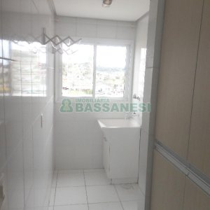 Apartamento com 52m², 2 dormitórios, 1 vaga, no bairro Sanvitto em Caxias do Sul para Comprar