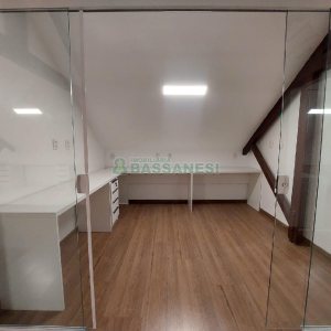 Loja com 274m², no bairro Centro em Caxias do Sul para Alugar
