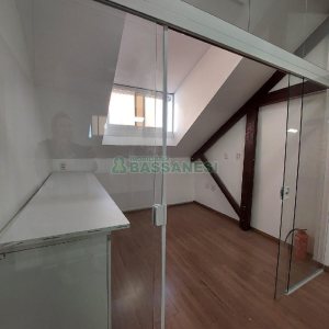 Loja com 274m², no bairro Centro em Caxias do Sul para Alugar