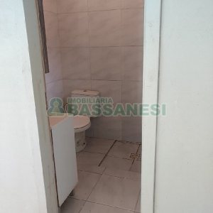 Casa com 125m², 2 dormitórios, 1 vaga, no bairro Charqueadas em Caxias do Sul para Comprar